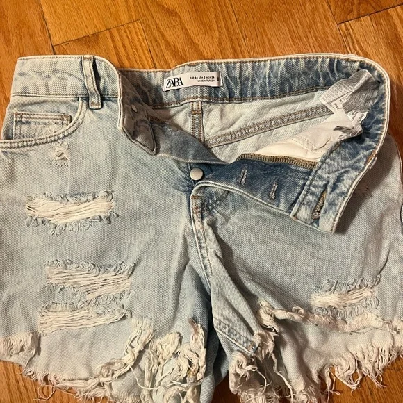 Zara Faded Blue Denim Pants - Picture 2 of 4